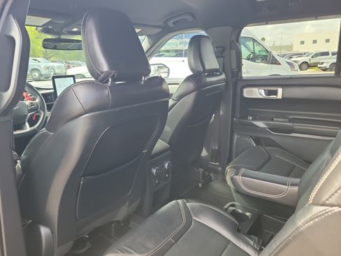 Used 2020 Ford Explorer ST w/ ST Street Pack AWD/4WD image 15