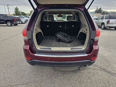 Used 2017 Jeep Grand Cherokee Limited image 14