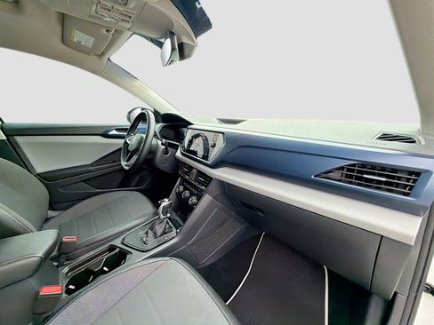 Used 2023 Volkswagen Taos SE w/ Panoramic Sunroof Package image 30