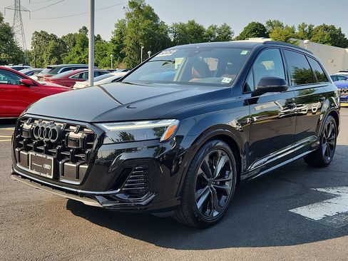 Used 2026 Audi Q7 3.0T Premium Plus w/ Premium Plus Package AWD/4WD image 9