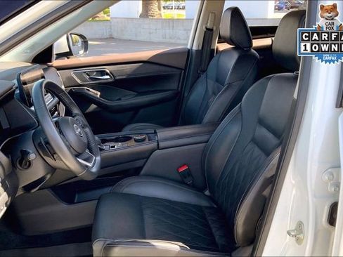 Used 2023 Nissan Rogue Platinum image 25