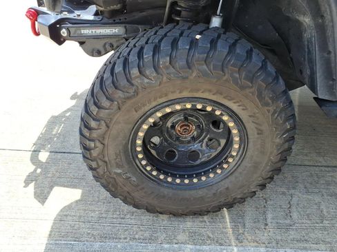 Used 2006 Jeep Wrangler Unlimited Rubicon AWD/4WD image 6