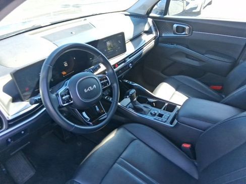 Used 2024 Kia Sorento S image 15