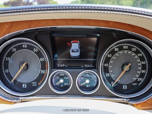 Used 2015 Bentley Flying Spur V8 AWD/4WD image 21