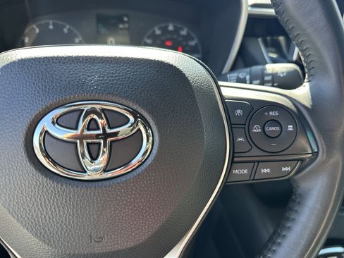 Used 2023 Toyota Corolla SE image 26