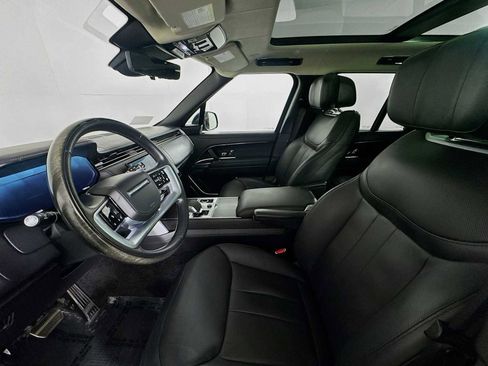 Used 2023 Land Rover Range Rover First Edition image 11