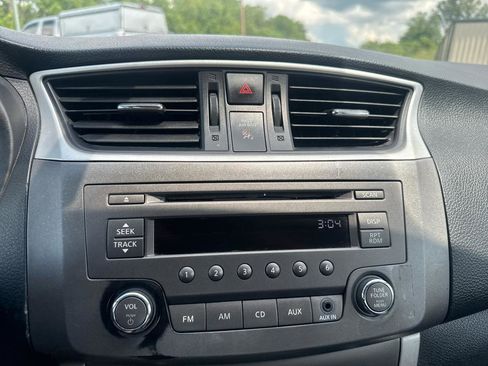Used 2013 Nissan Sentra SV FWD image 16