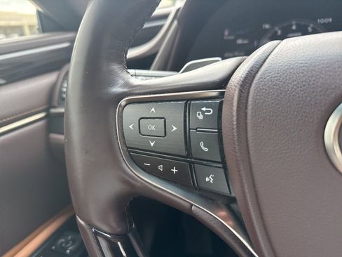 Used 2019 Lexus ES 350 w/ Accessory Package 2 FWD image 21