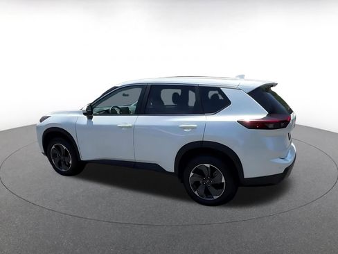 Used 2025 Nissan Rogue SV AWD/4WD image 10