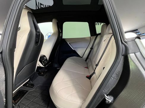 Certified 2024 BMW iX xDrive50 w/ Sport Package AWD/4WD image 20