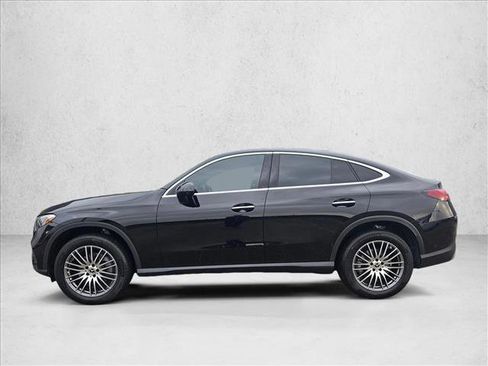 Used 2024 Mercedes-Benz GLC 300 4MATIC image 9