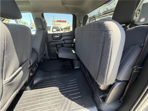 Used 2021 Chevrolet Silverado 1500 LT RWD image 23