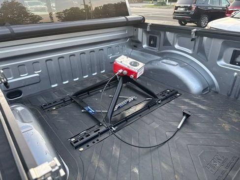 Used 2021 Ford F150 XLT w/ Equipment Group 302A High AWD/4WD image 7