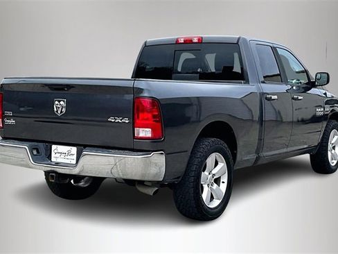Used 2017 RAM 1500 Classic SLT image 5