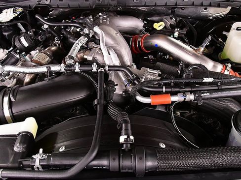 New 2025 Ford F250 Lariat w/ Lariat Ultimate Package image 37