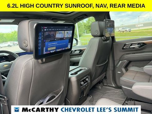 Used 2025 Chevrolet Tahoe High Country AWD/4WD image 53