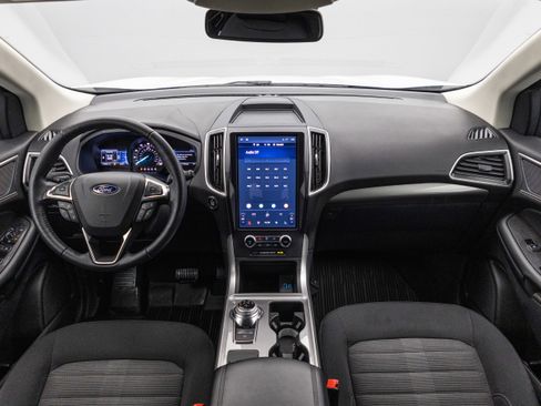 Used 2024 Ford Edge SEL w/ Convenience Package image 2