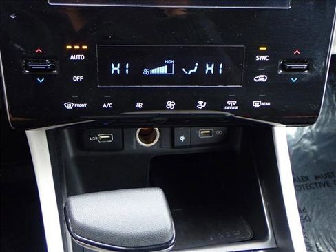 Used 2024 Hyundai Tucson SEL image 20