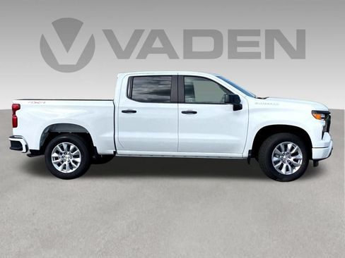 Used 2024 Chevrolet Silverado 1500 Custom AWD/4WD image 30
