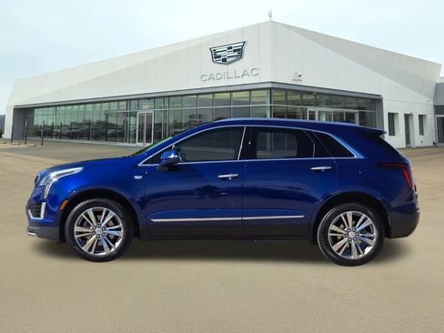 Certified 2023 Cadillac XT5 Premium Luxury image 3