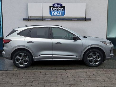 Used 2024 Ford Escape ST-Line w/ Tech Pack #1 AWD/4WD image 2