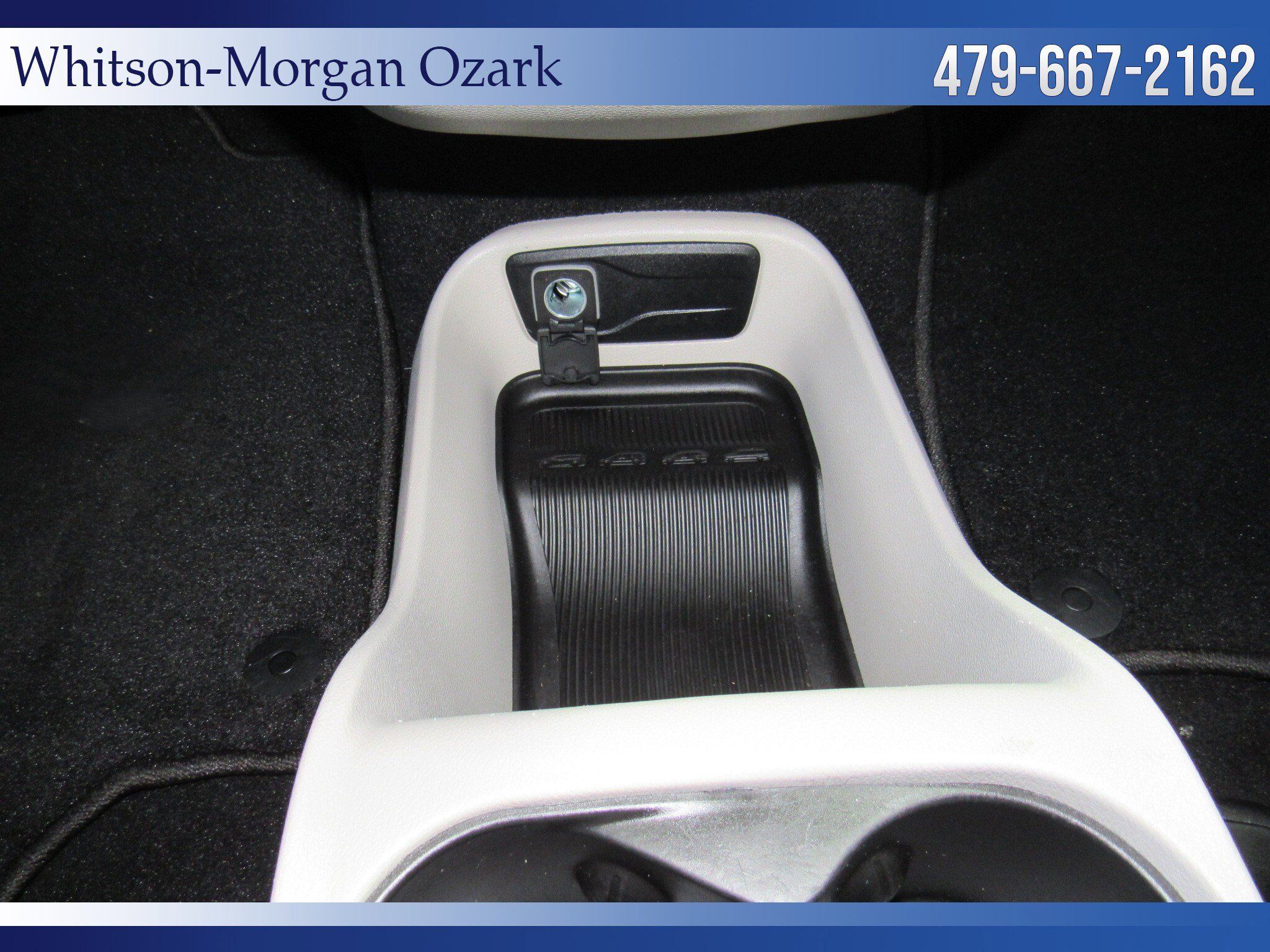 Used 2022 Chrysler Voyager LX FWD image 54
