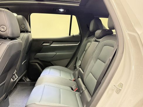 New 2026 GMC Terrain AT4 w/ LPO, Black Badging Package image 20