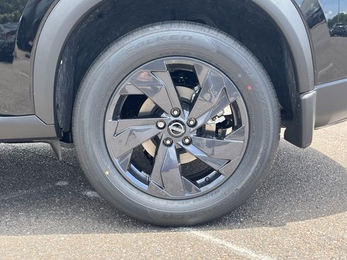 New 2026 Nissan Rogue SV w/ Cold Weather Package FWD image 12