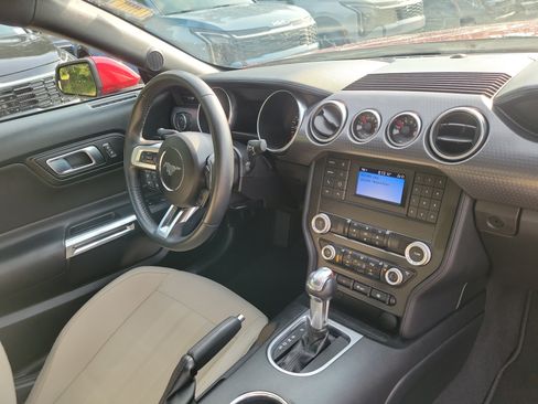 Used 2020 Ford Mustang GT w/ GT Performance Package RWD image 8