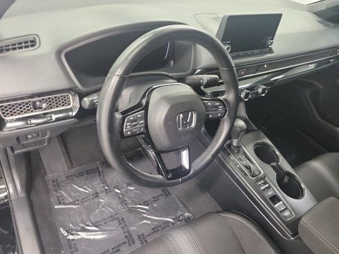 Certified 2025 Honda Civic Sport image 17