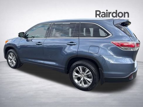 Used 2014 Toyota Highlander XLE AWD/4WD image 5