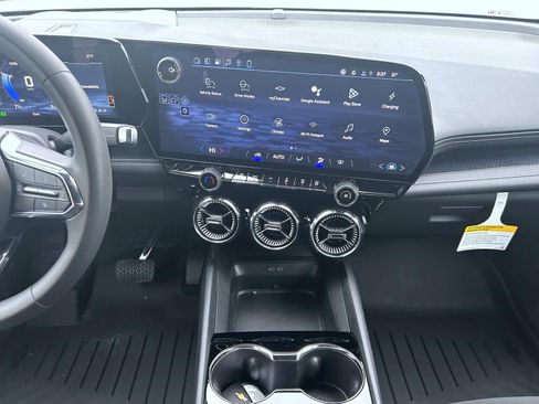 New 2026 Chevrolet Blazer EV LT AWD/4WD image 12