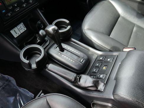 Used 2004 Land Rover Discovery SE image 27