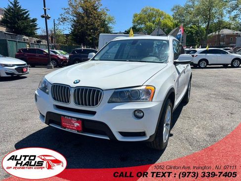 Used 2013 BMW X3 xDrive28i AWD/4WD image 1