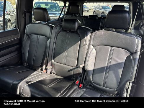 Used 2024 Jeep Wagoneer L Series II w/ Flexible Seating Group AWD/4WD image 30
