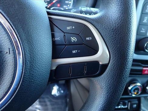 Used 2016 Jeep Renegade Sport w/ Power & Air Group AWD/4WD image 14