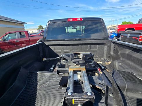 Used 2020 RAM 2500 Tradesman AWD/4WD image 11