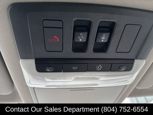 Used 2024 Nissan Rogue SV w/ SV Premium Package image 25