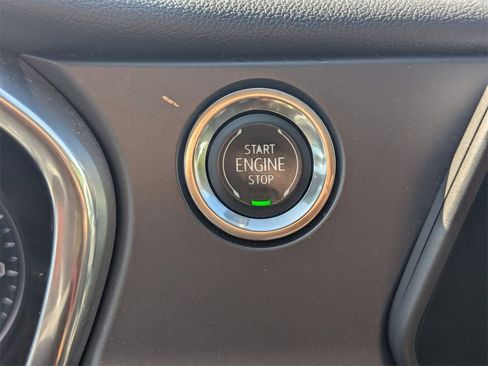 Used 2021 Chevrolet Blazer LT image 18