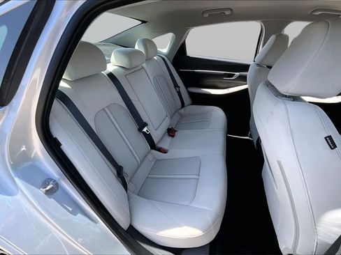 Used 2025 Hyundai Sonata SEL FWD image 18