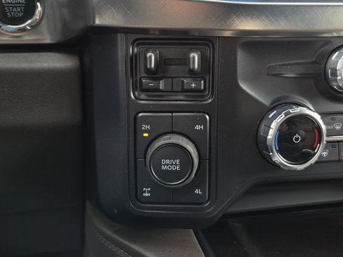 Used 2025 Ford F250 King Ranch AWD/4WD image 30