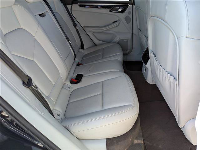Used 2021 Porsche Macan S AWD/4WD image 21