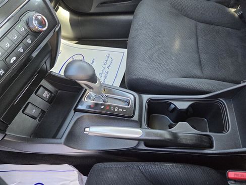 Used 2013 Honda Civic LX image 19