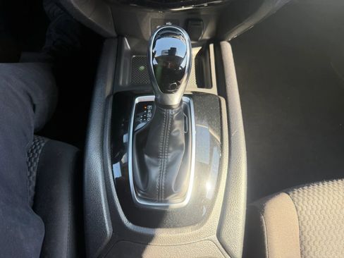 Used 2021 Nissan Rogue Sport S FWD image 20