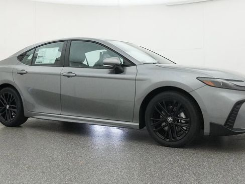 New 2026 Toyota Camry SE FWD image 28