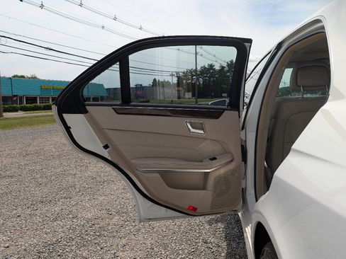 Used 2015 Mercedes-Benz E 350 4MATIC Sedan w/ Premium 1 Package image 11