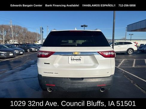 Used 2018 Chevrolet Traverse LT image 7