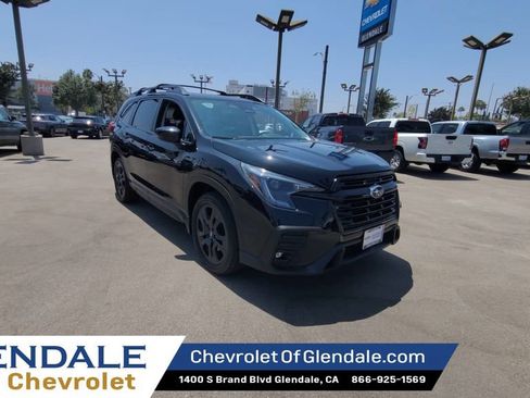 Used 2024 Subaru Ascent Onyx Edition AWD/4WD image 3