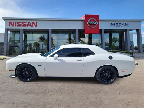 Used 2023 Dodge Challenger R/T w/ Blacktop Package image 7