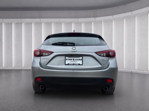 Used 2015 MAZDA MAZDA3 i Touring w/ Technology Package image 4